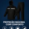 1767174037_61wTYRWutFL._AC_SL1500_.jpg Capa de Chuva Motoqueiro Impermeável Emborrachada com Capuz, Faixa Refletiva, Jaqueta com Zíper e Botão + Calça – Ideal para Motociclistas, Entregadores e Uso Urbano