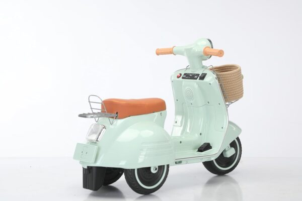 61wY4kAQyDL._AC_SL1500_.jpg Scooter Elétrica Com Banco Acolchoado (Menta) 6V Bandeirante