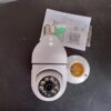 Kit 2 Câmeras Lâmpadas de Segurança Ip Wifi 360 Giratória Visão Noturna Full Hd Com Sensor de Movimento e Infravermelho
