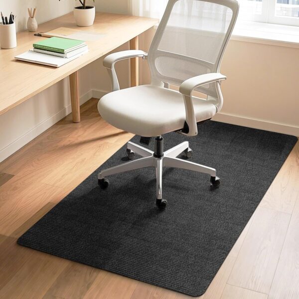 71-DMXqJzXL._AC_SL1500_.jpg HomeMall Tapete de cadeira de escritório para piso de madeira e azulejo, tapete de cadeira de computador, protetor de piso antiderrapante, tapete sob a mesa para cadeira de rodas, preto ardósia (122 x